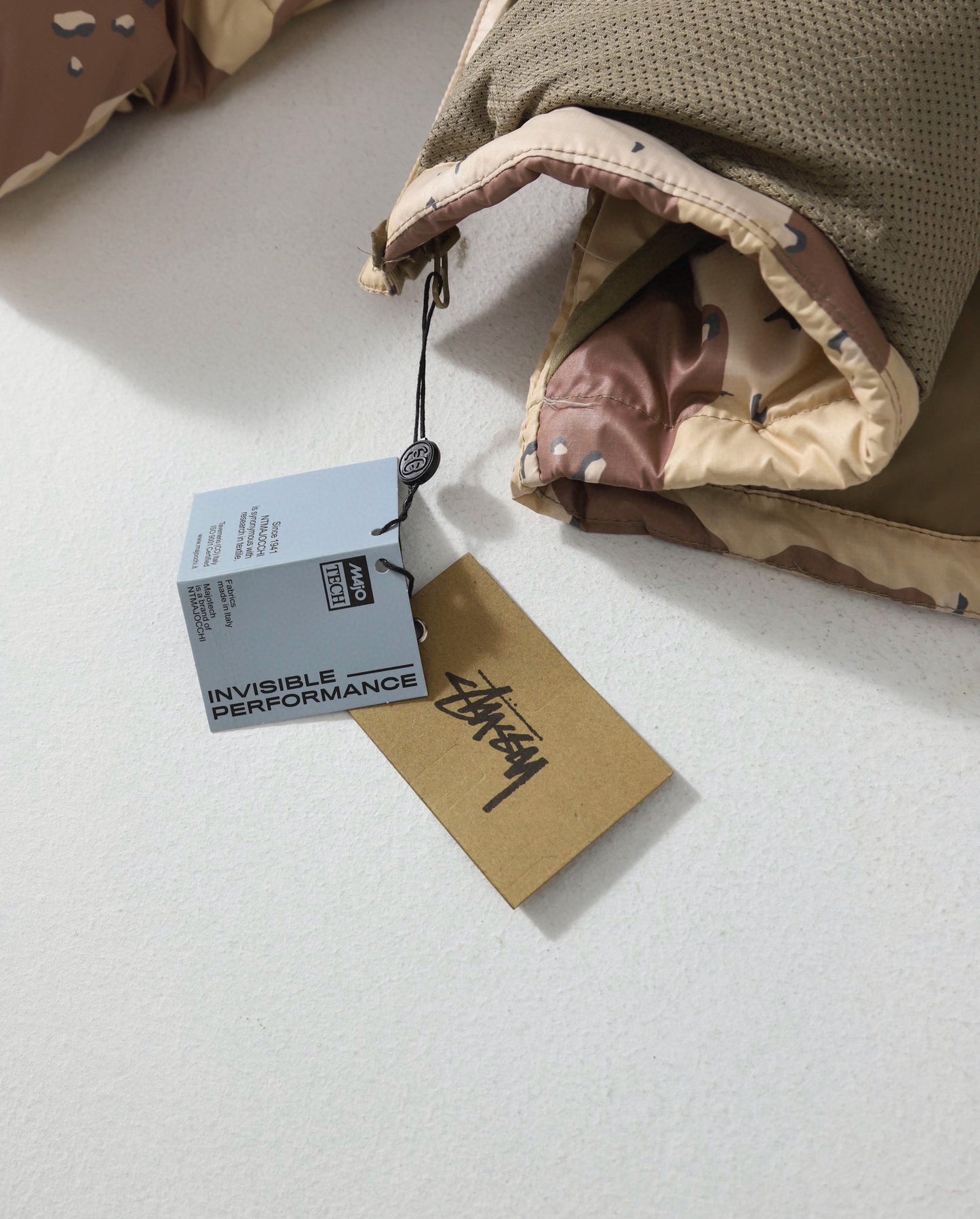 스투시 카모 립스탑 다운 파카 카키