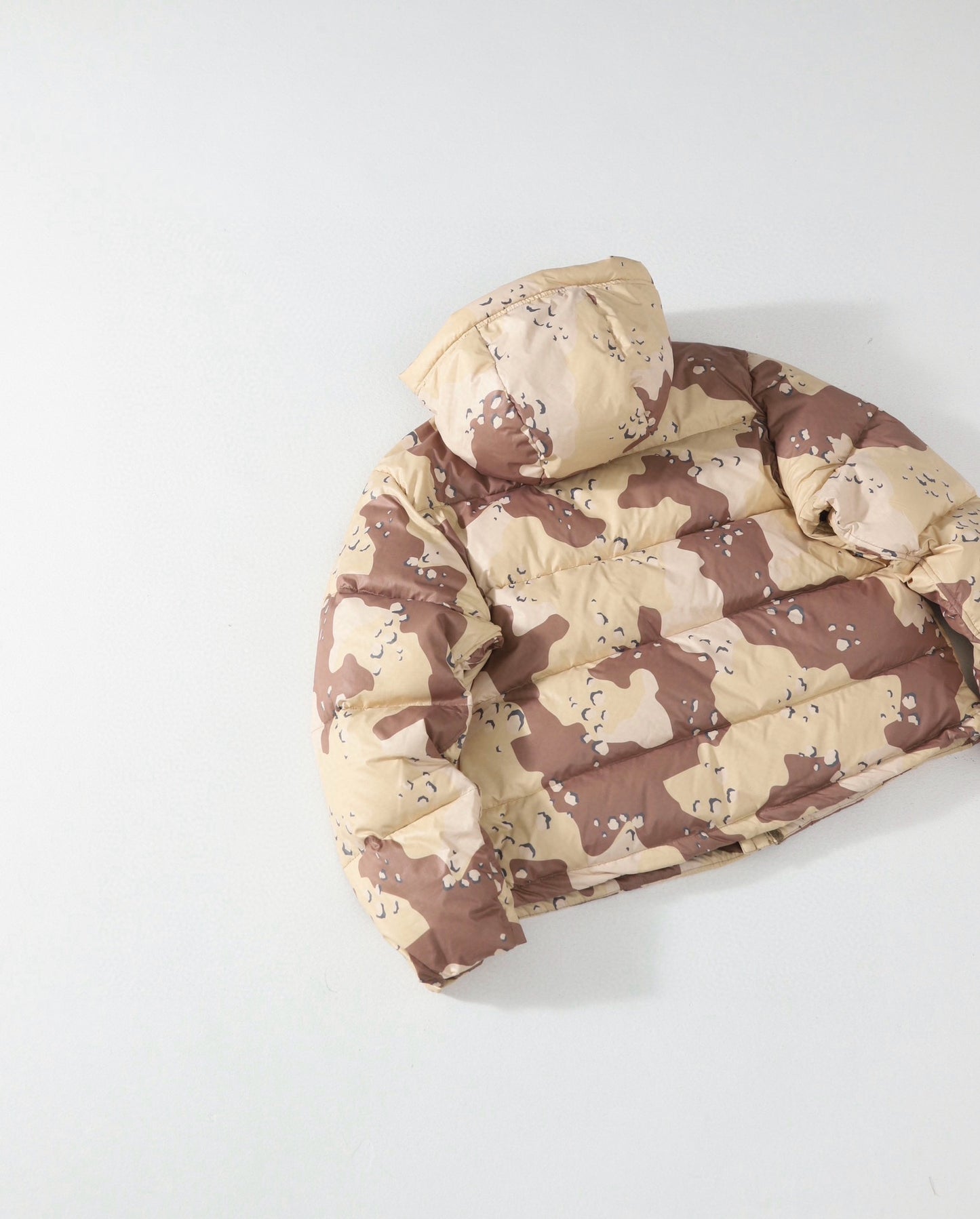 스투시 카모 립스탑 다운 파카 카키