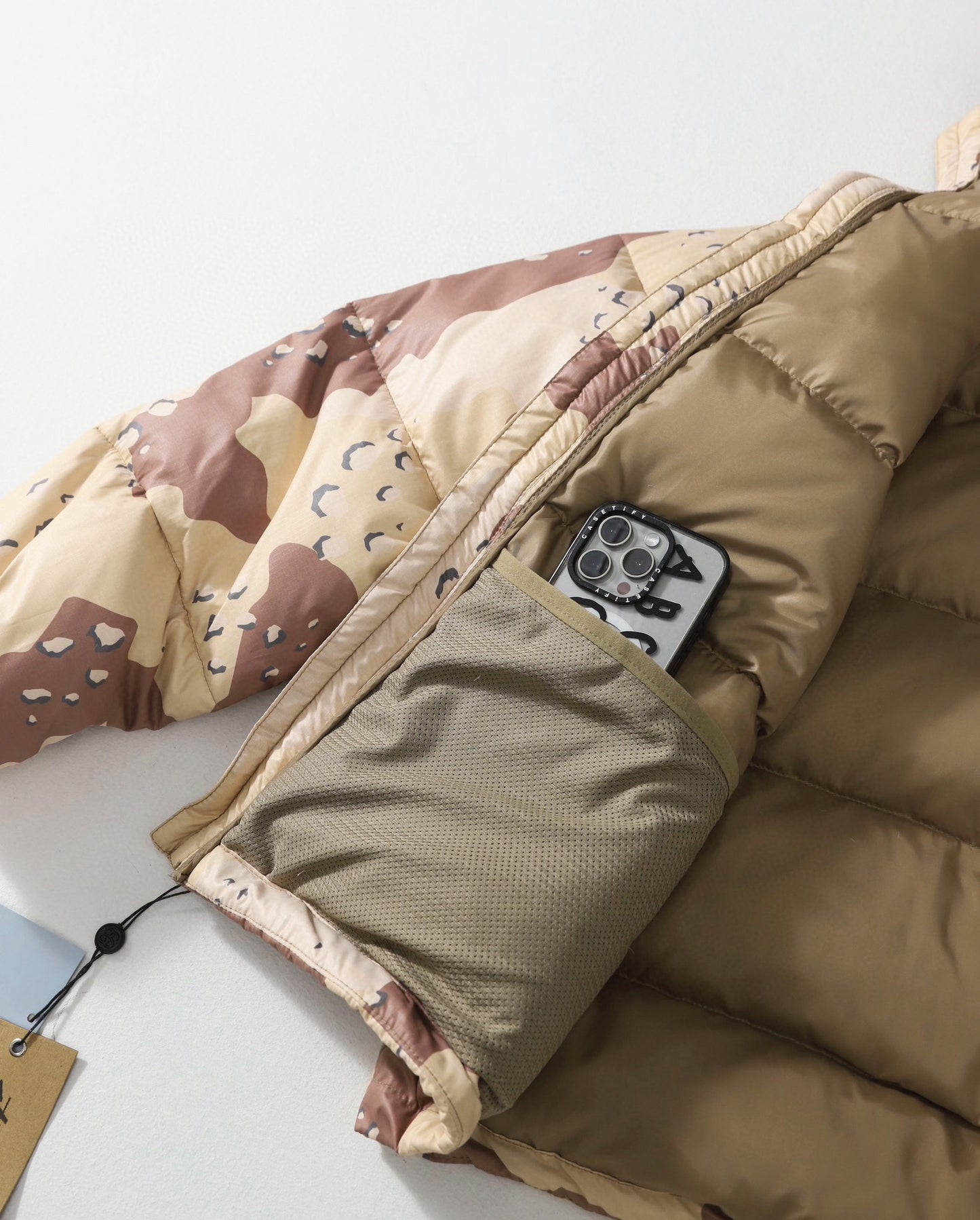 스투시 카모 립스탑 다운 파카 카키