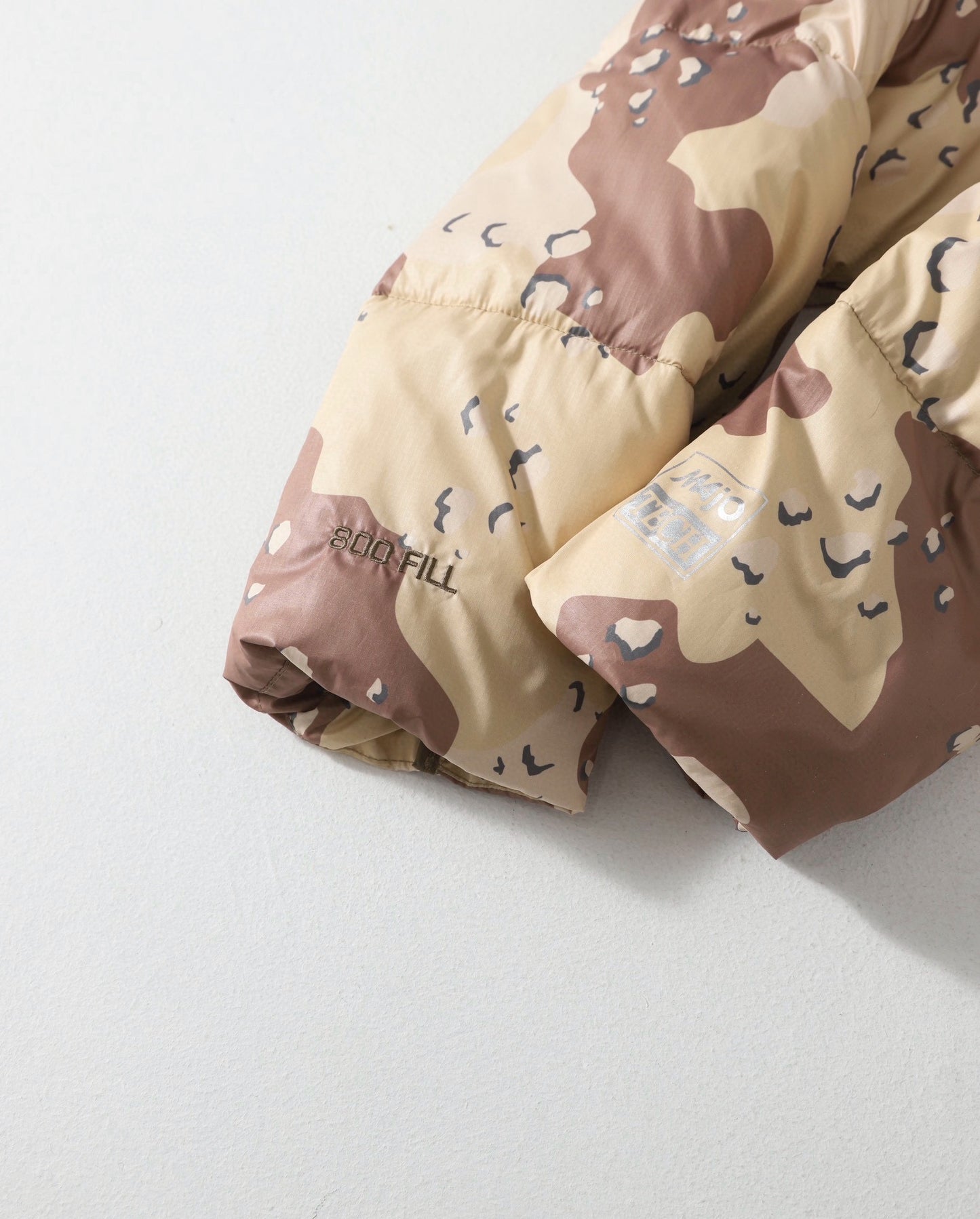 스투시 카모 립스탑 다운 파카 카키